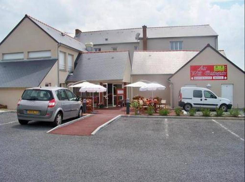 Au P'Tit Quinquin Hotel Le Val-Saint-Pere Luaran gambar
