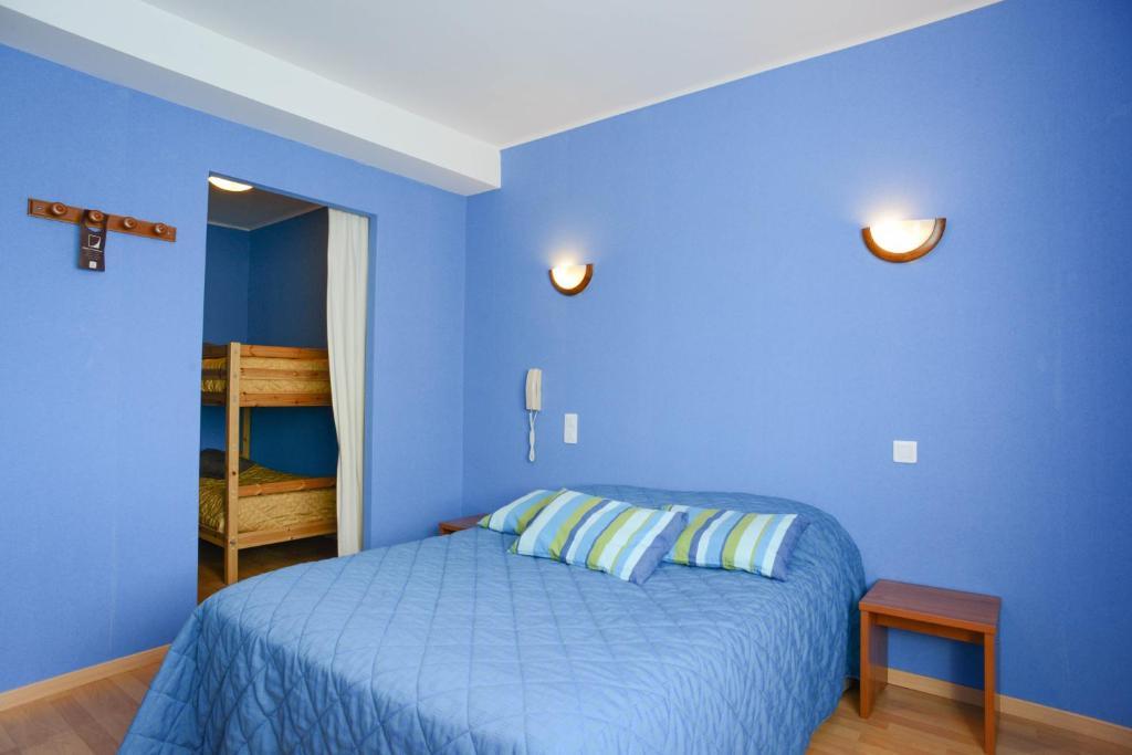 Au P'Tit Quinquin Hotel Le Val-Saint-Pere Luaran gambar