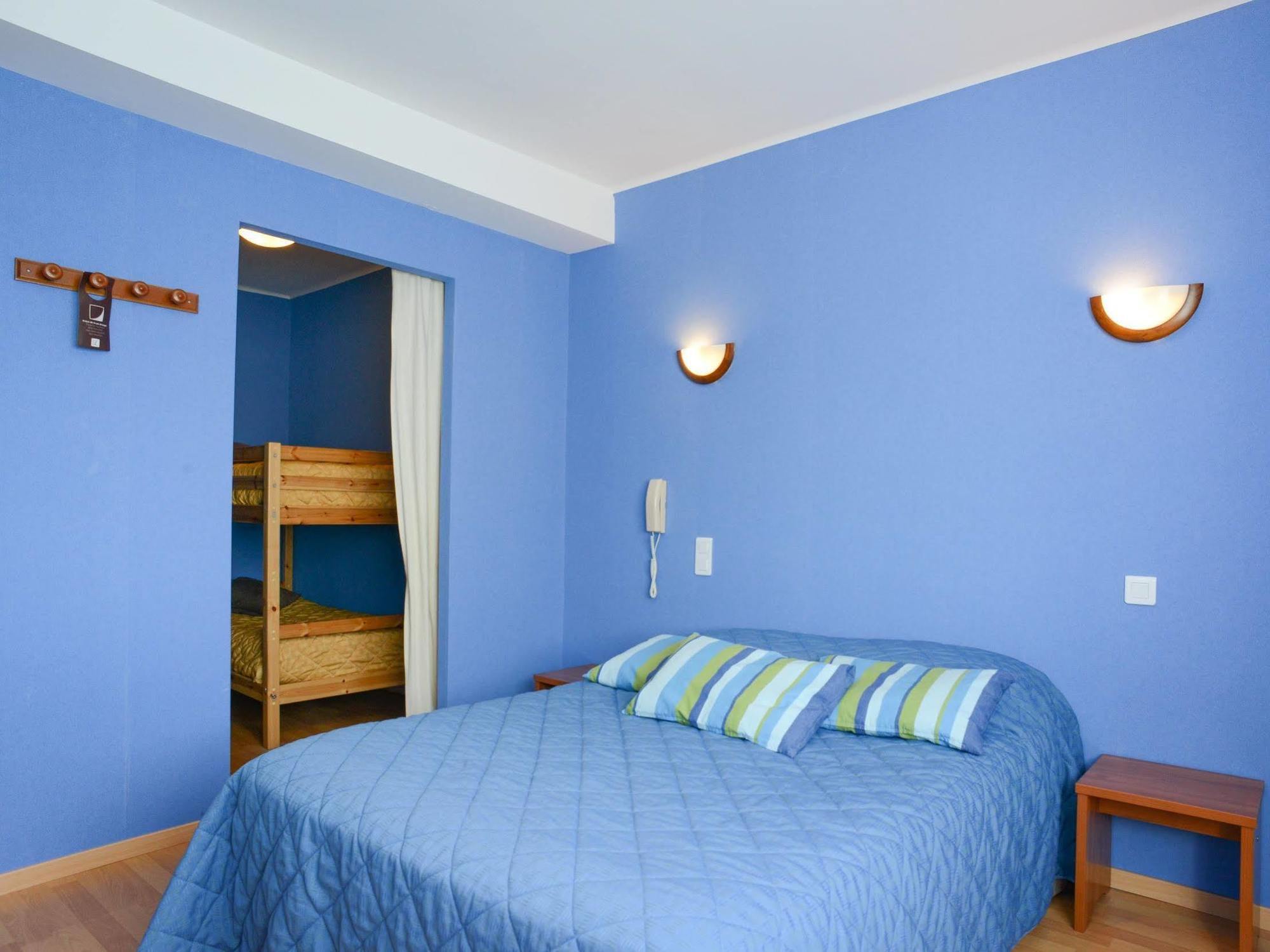 Au P'Tit Quinquin Hotel Le Val-Saint-Pere Luaran gambar