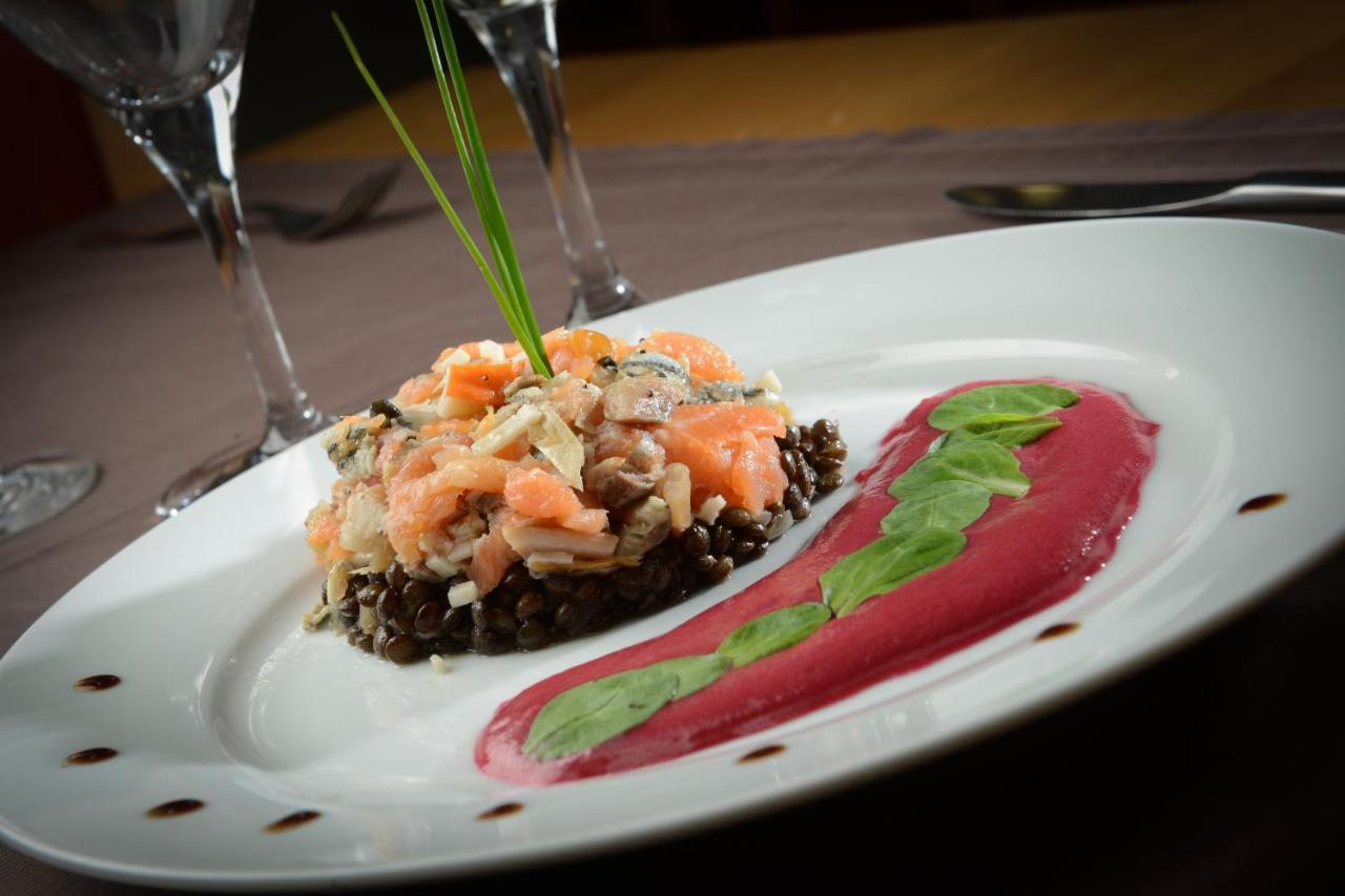 Au P'Tit Quinquin Hotel Le Val-Saint-Pere Luaran gambar